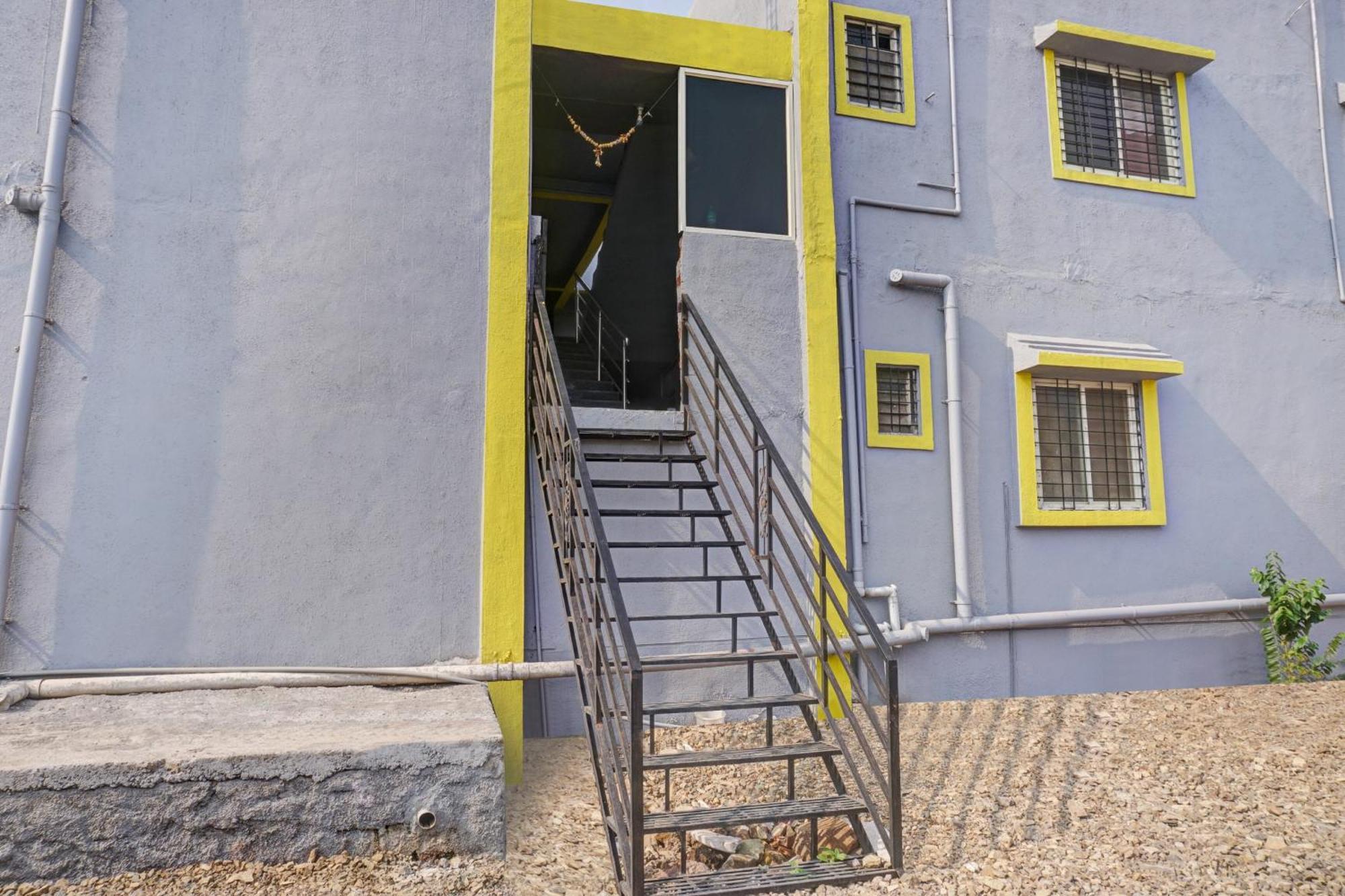 Hotel O Sky 7 Lodge Pimpalwandi المظهر الخارجي الصورة